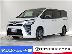トヨタ ヴォクシーHEV ZSキラメキ2