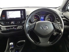 C-HR S-T LEDパッケージ