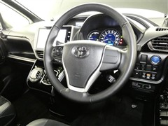 ヴォクシー HEV ZSキラメキ3