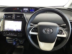 プリウス S ツーリングセレクション