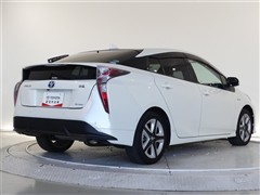 プリウス A ツーリングセレクション