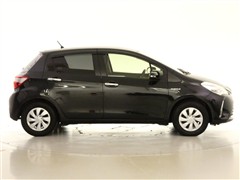 ヴィッツ HEV FセーフティED2