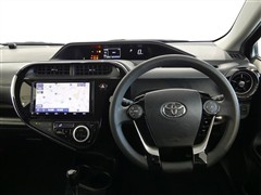 アクア S スタイルブラック