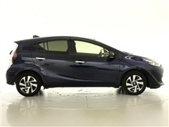 アクア S スタイルブラック