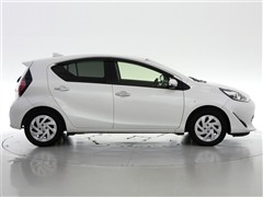 アクア S スタイルブラック