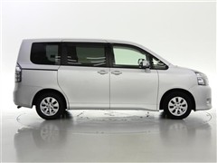 ヴォクシー X Lエディション