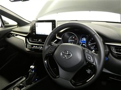 C-HR HEV Gモードネロセーフ+