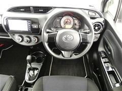 ヴィッツ F セーフティED2