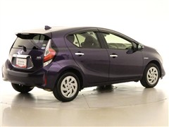 アクア S スタイルブラック