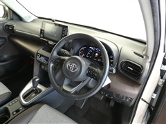 ヤリスクロス HEV Z