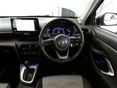 ヤリスクロス HEVZ