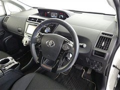 プリウスアルファSチューンブラック2