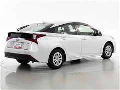 プリウス S セーフティプラス2