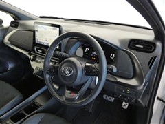 アクア GR スポーツ