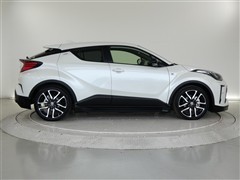 C-HR HEV S GRスポーツ