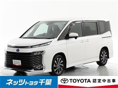 トヨタ ヴォクシー HEV S-Z