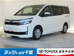 トヨタ ヴォクシー HEV V