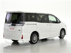 ヴォクシー HEV ZSキラメキ3