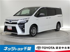 トヨタ ヴォクシー HEV ZSキラメキ2