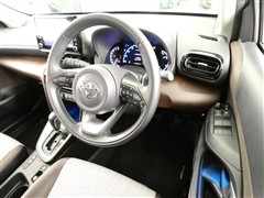 ヤリスクロス Z