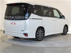 ヴォクシー HEV S-Z