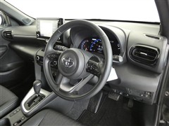 ヤリスクロス Z