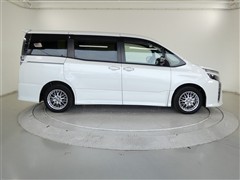 ヴォクシー HEV ZSキラメキ2