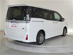 ヴォクシー HEV ZSキラメキ2