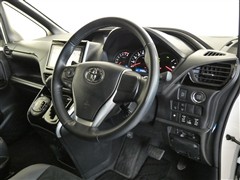 ヴォクシー ZSキラメキ3