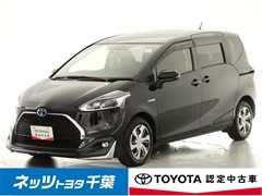 トヨタ シエンタ HEV G クエロ