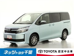 トヨタ ヴォクシー X