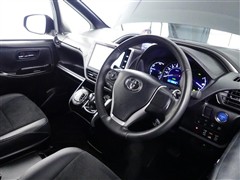 ヴォクシー HEV ZSキラメキ3