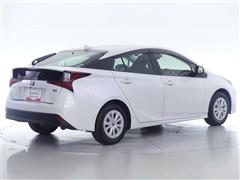 プリウス Sセーフティプラス2