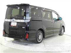 ヴォクシー HEV ZSキラメキ2