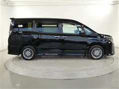 ヴォクシー HEV ZSキラメキ2