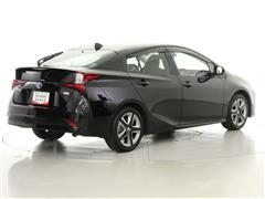 プリウス A ツーリングセレクション