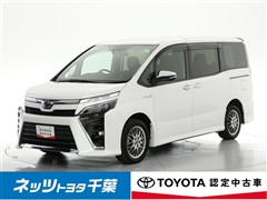 トヨタ ヴォクシー HEV ZSキラメキ