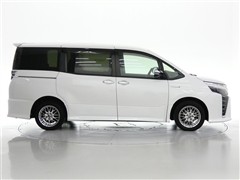 ヴォクシー HEV ZSキラメキ