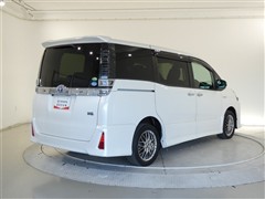 ヴォクシーHEV ZSキラメキ