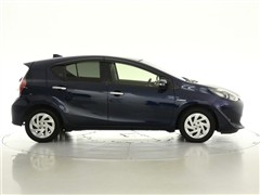 アクア S スタイルブラック