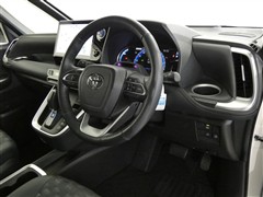 ヴォクシー HEV S-Z