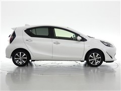 アクア S スタイルブラック