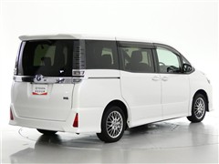 ヴォクシー HEV ZSキラメキ3