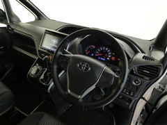 ヴォクシー ZSキラメキ