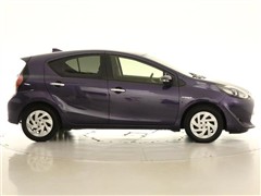 アクア S スタイルブラック