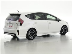 プリウスアルファSツーリングセレGR