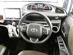 シエンタ G クエロ