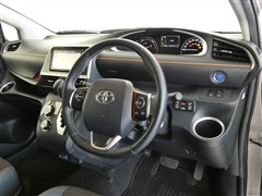 シエンタ HEV G クエロ