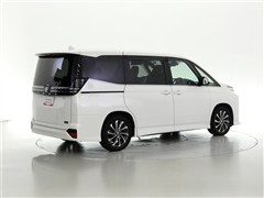 ヴォクシー HEV S-Z