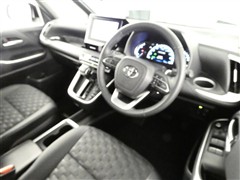 ヴォクシー HEV S-Z